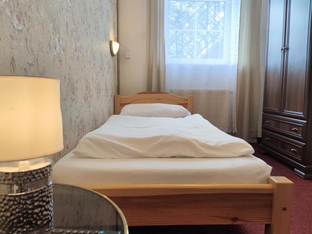 Hotel Dejmalik Litoměřice Εξωτερικό φωτογραφία